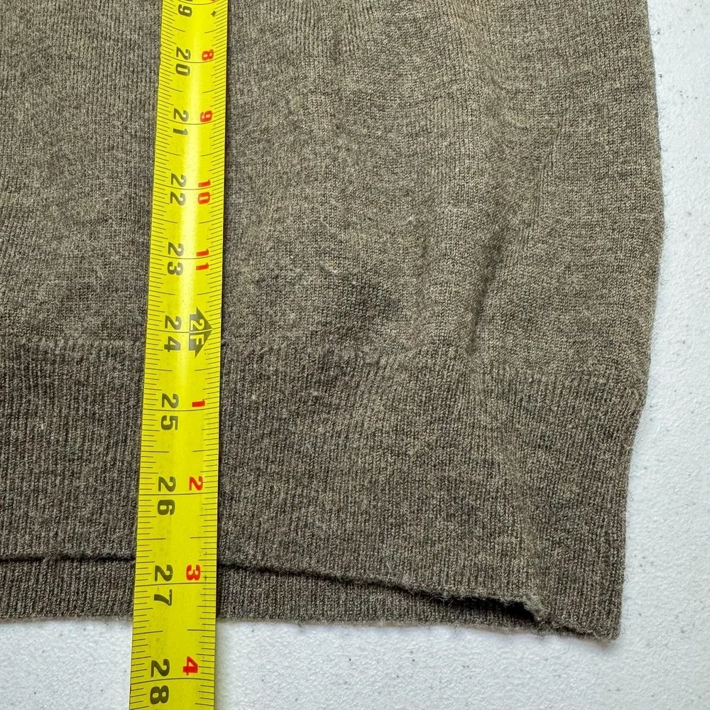 Banana Republic Sweater Mens Large Brown 100% Merino Wool Argyle V Neck Pullover